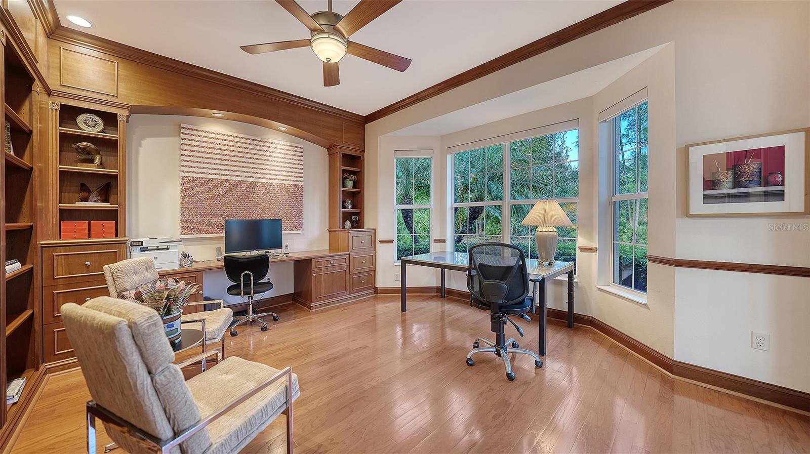 Image 32 of 67 For 8335 Grosvenor Court