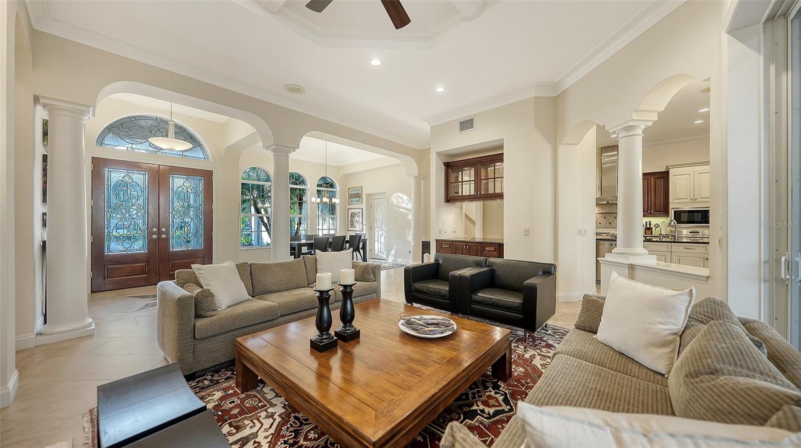 Image 8 of 67 For 8335 Grosvenor Court