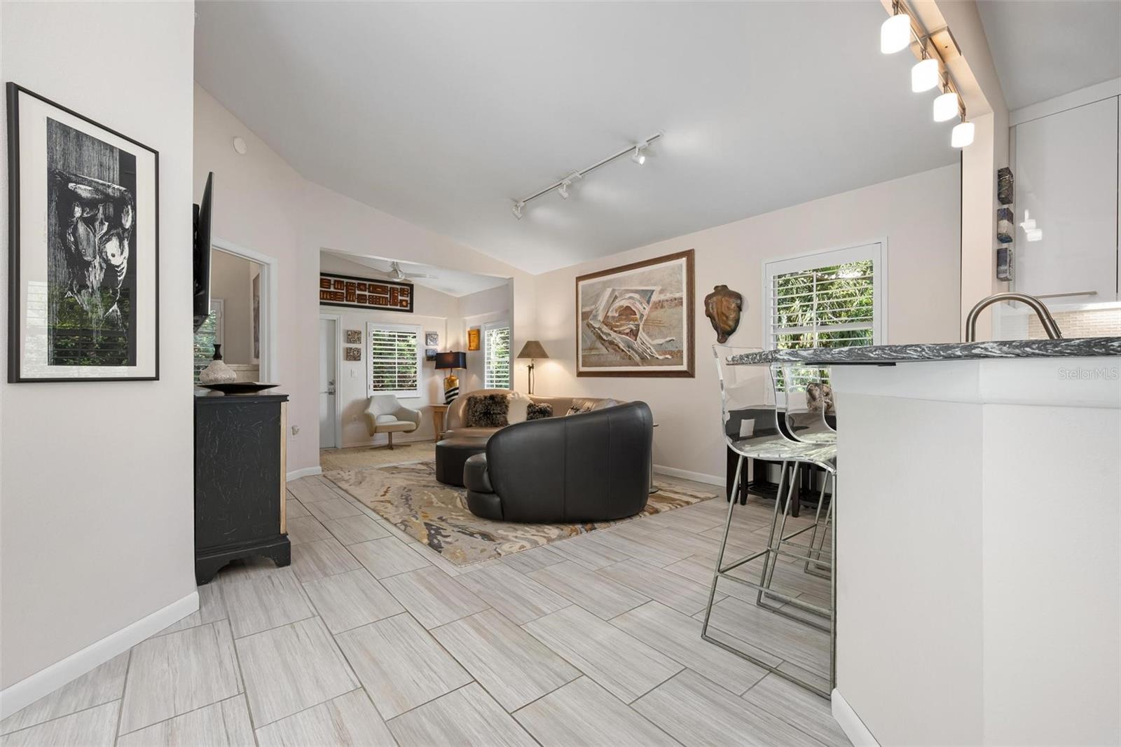 Image 10 of 38 For 226 Chartley Court N