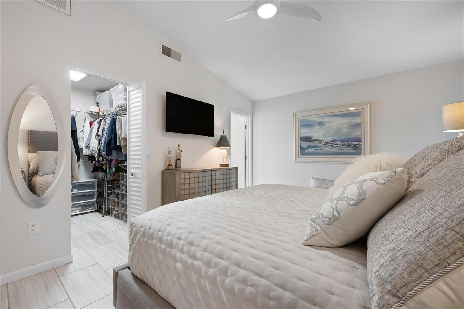 Image 23 of 38 For 226 Chartley Court N