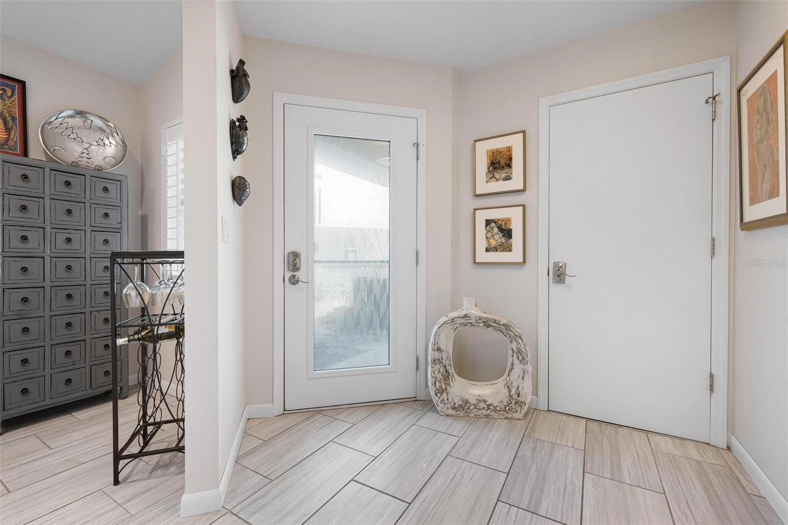 Image 33 of 38 For 226 Chartley Court N