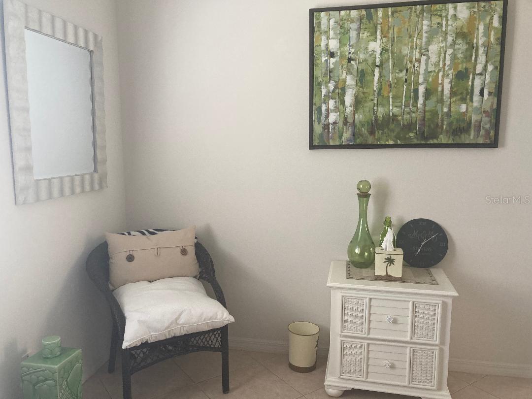 Image 10 of 20 For 2933 Seasons Boulevard