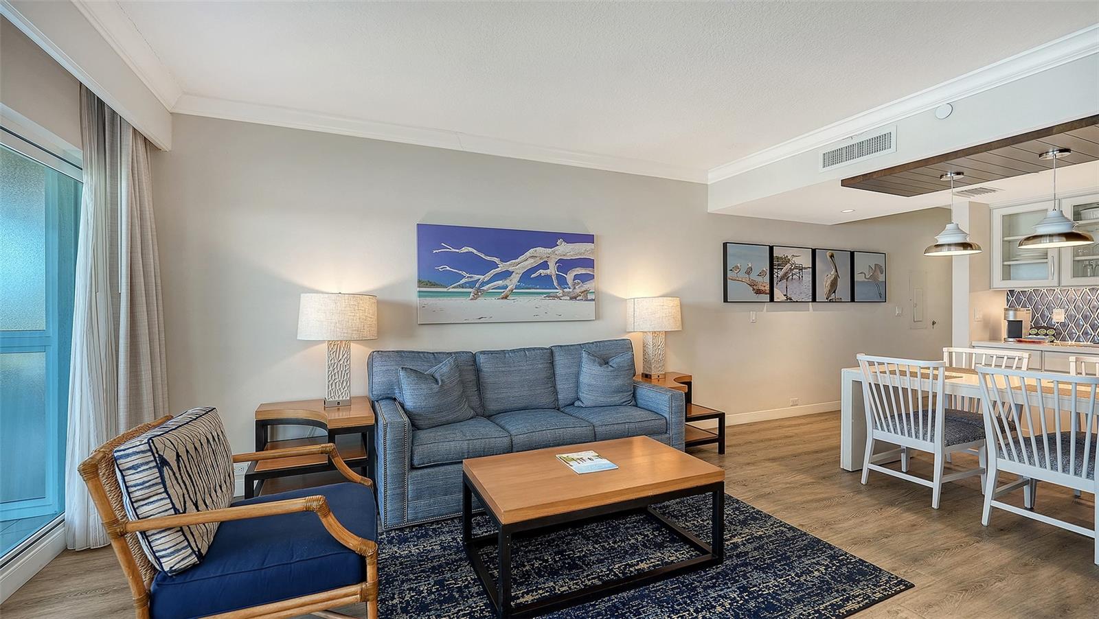 Image 11 of 30 For 225 Sands Point Road 7205