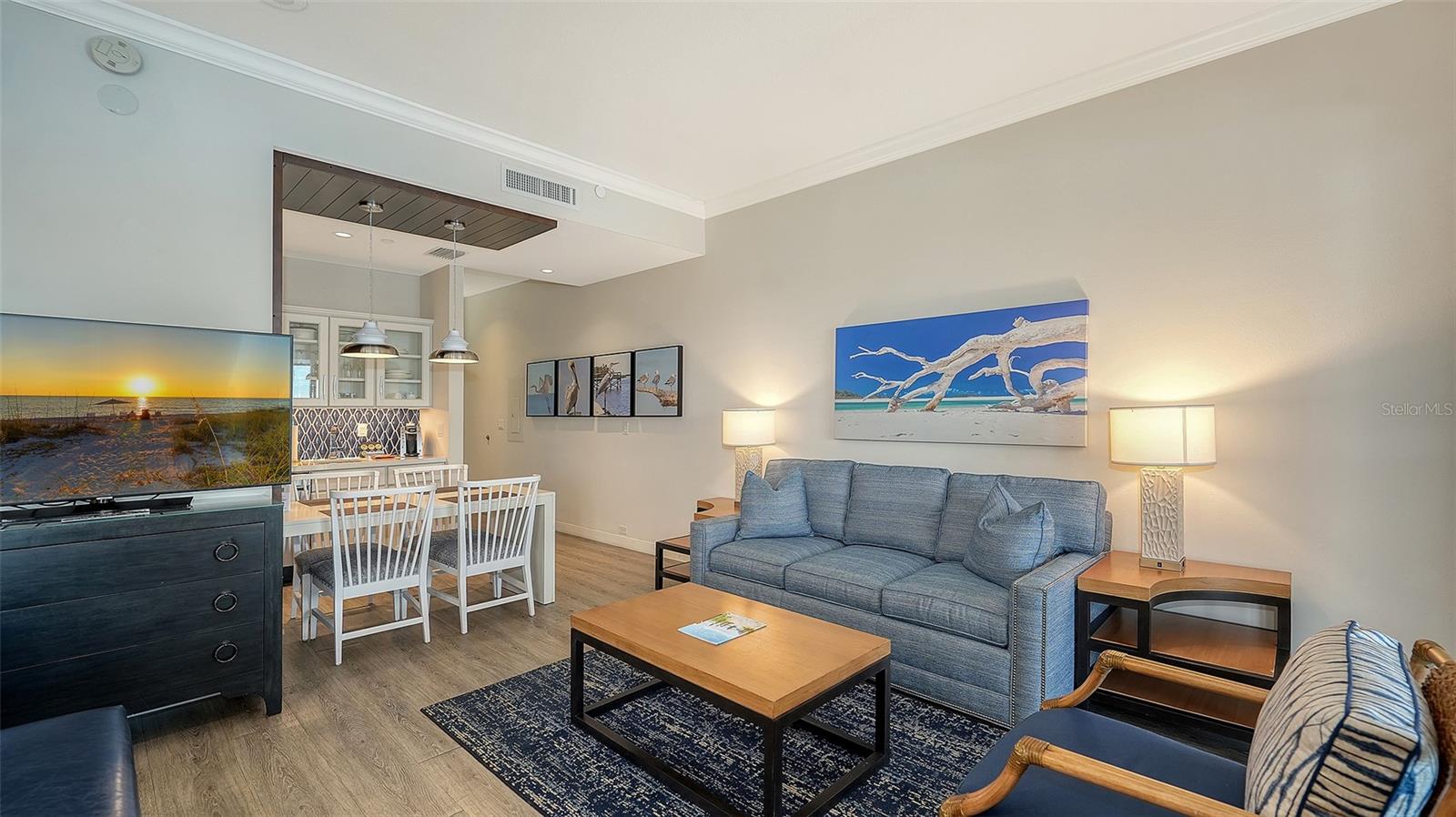 Image 11 of 30 For 225 Sands Point Road 6201