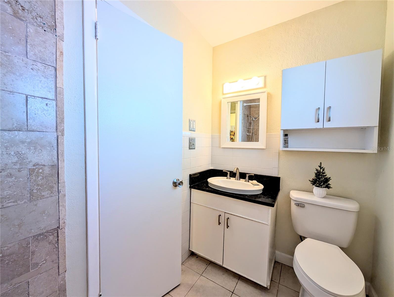 Image 15 of 18 For 5917 Todd Street D4