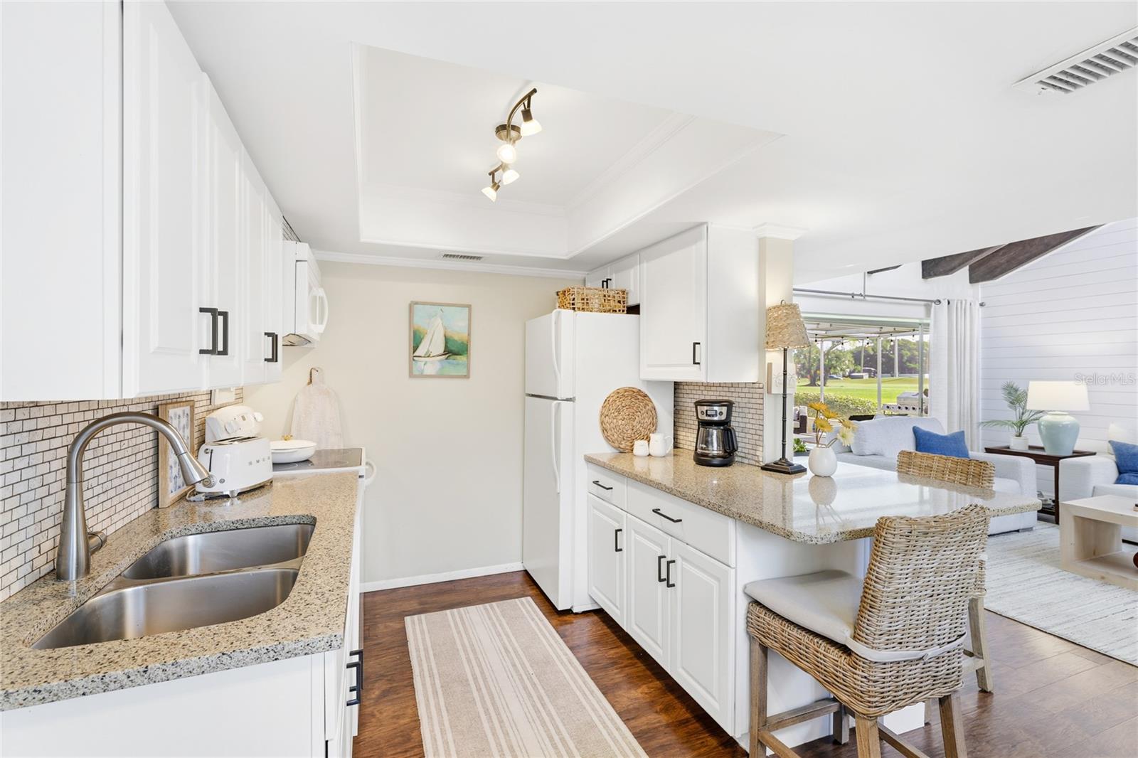 Image 11 of 35 For 6147 43rd Street W 3