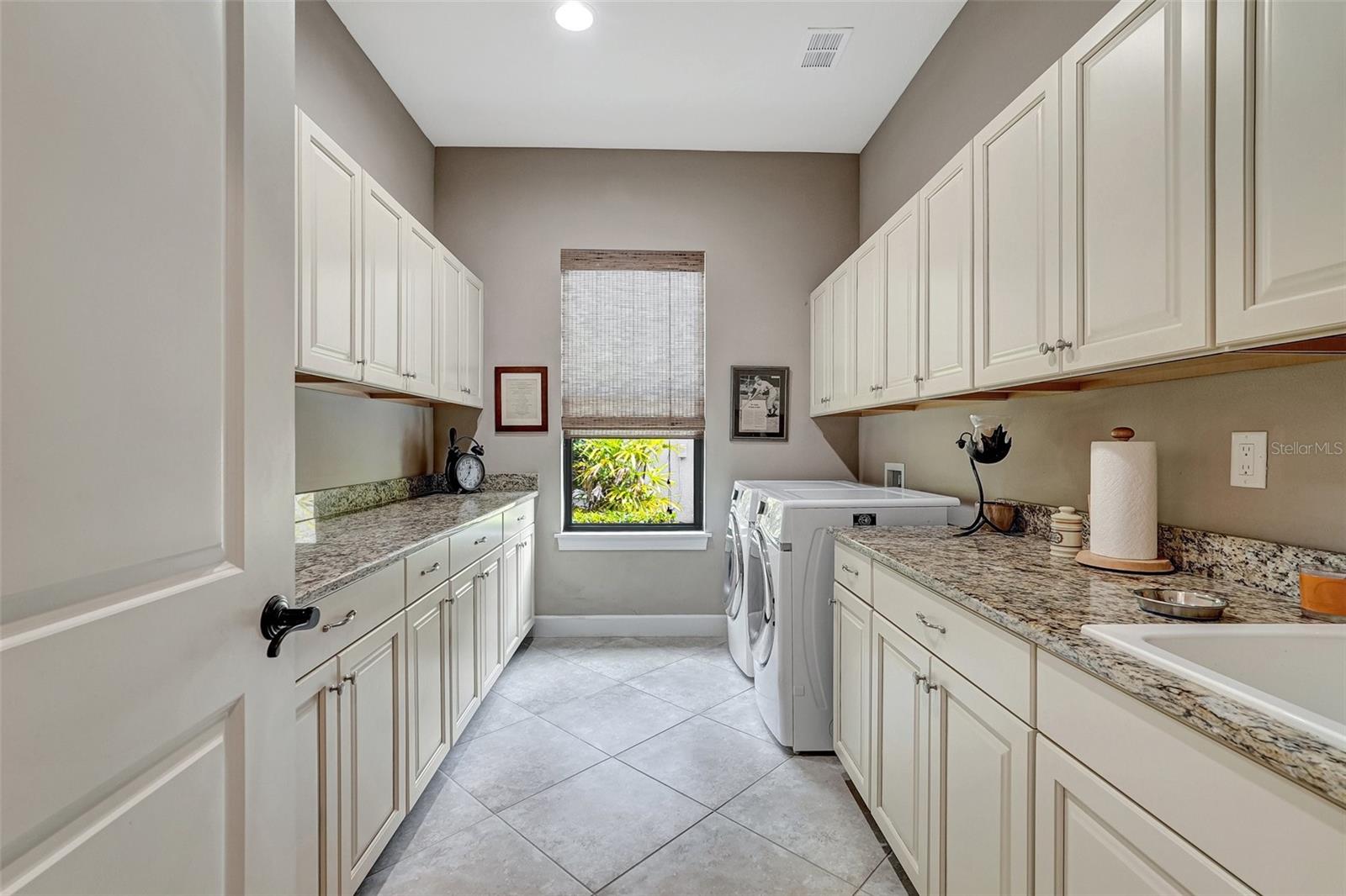 Image 32 of 85 For 13721 Palazzo Terrace