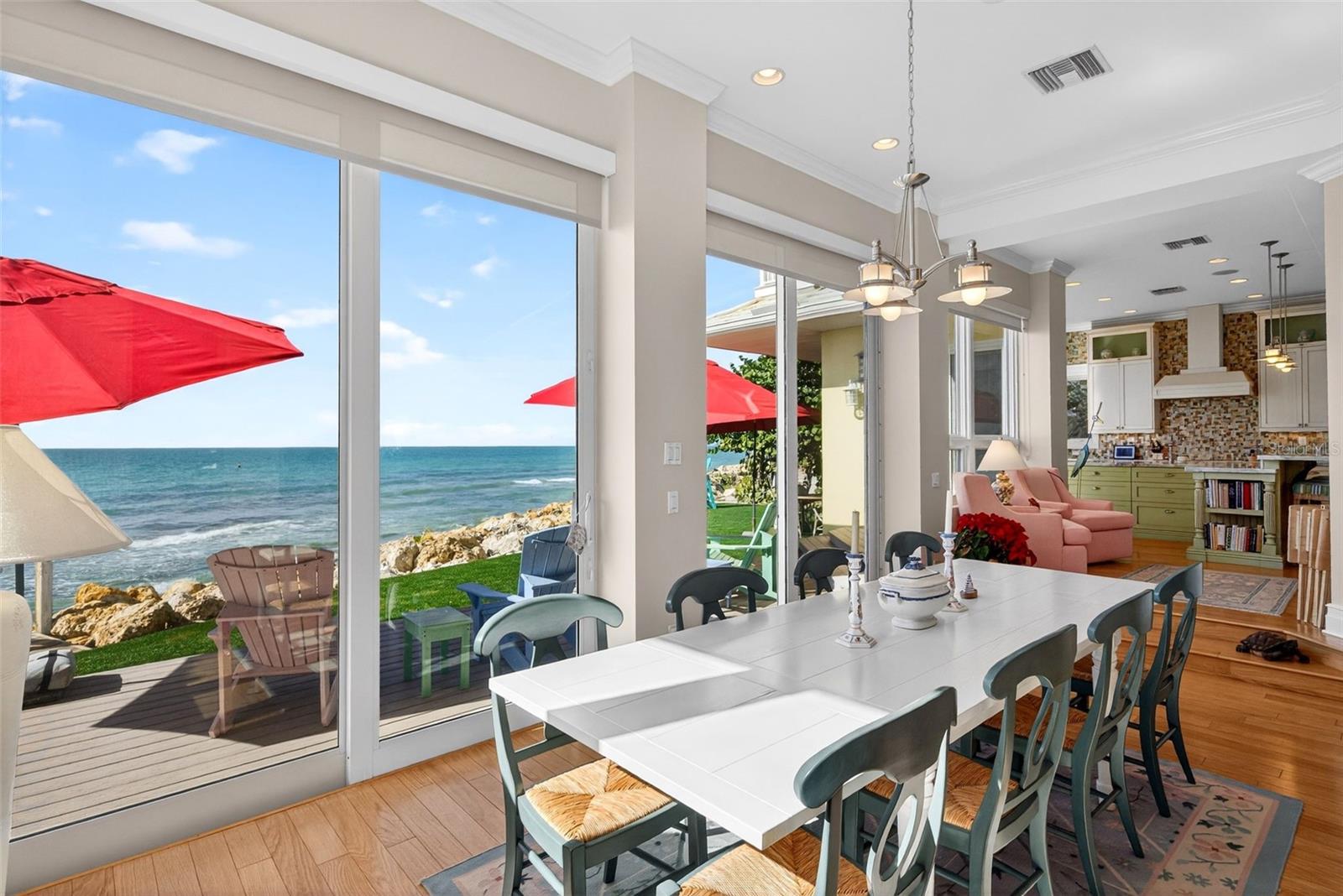 Image 21 of 90 For 7152 Point Of Rocks Circle