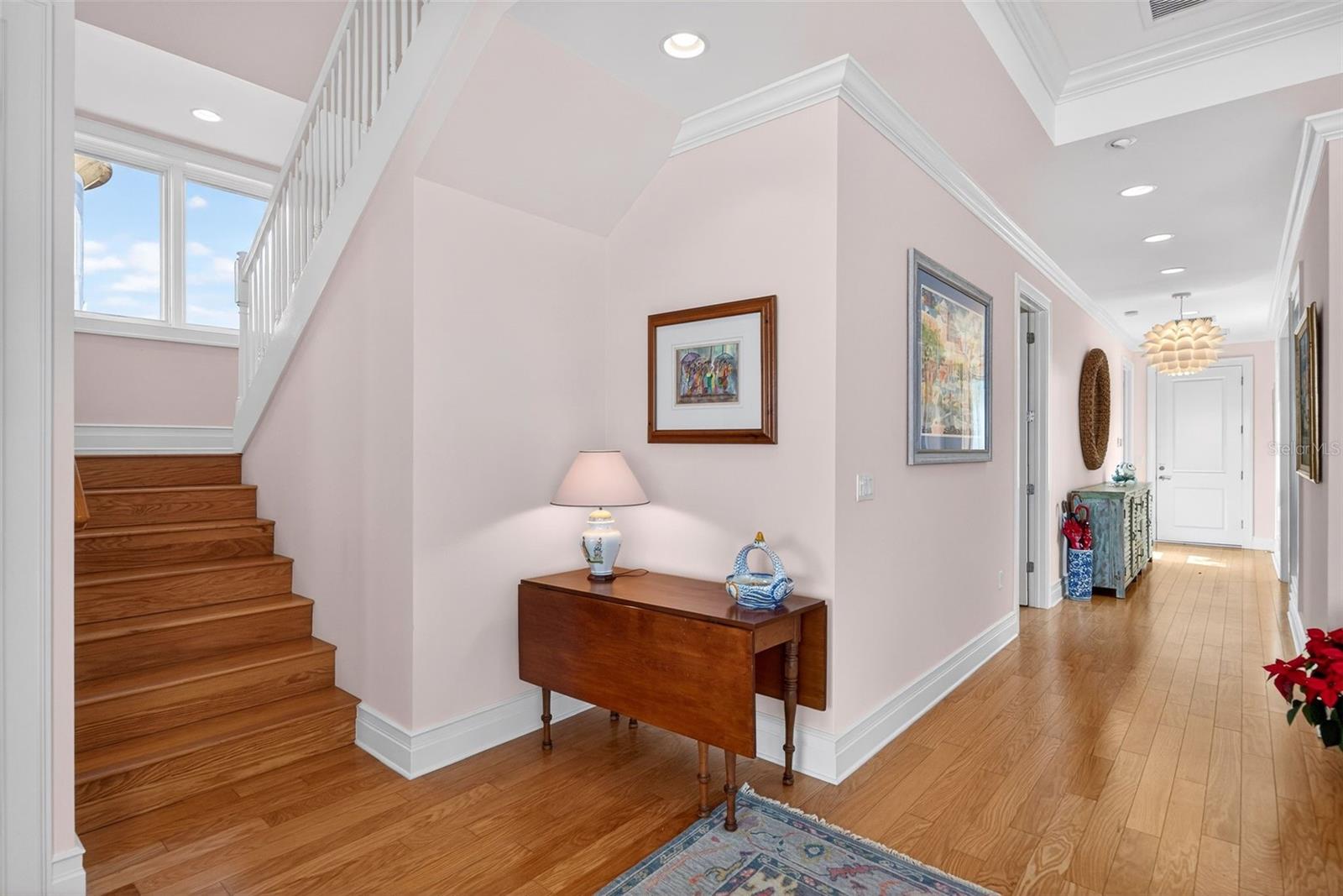 Image 32 of 90 For 7152 Point Of Rocks Circle