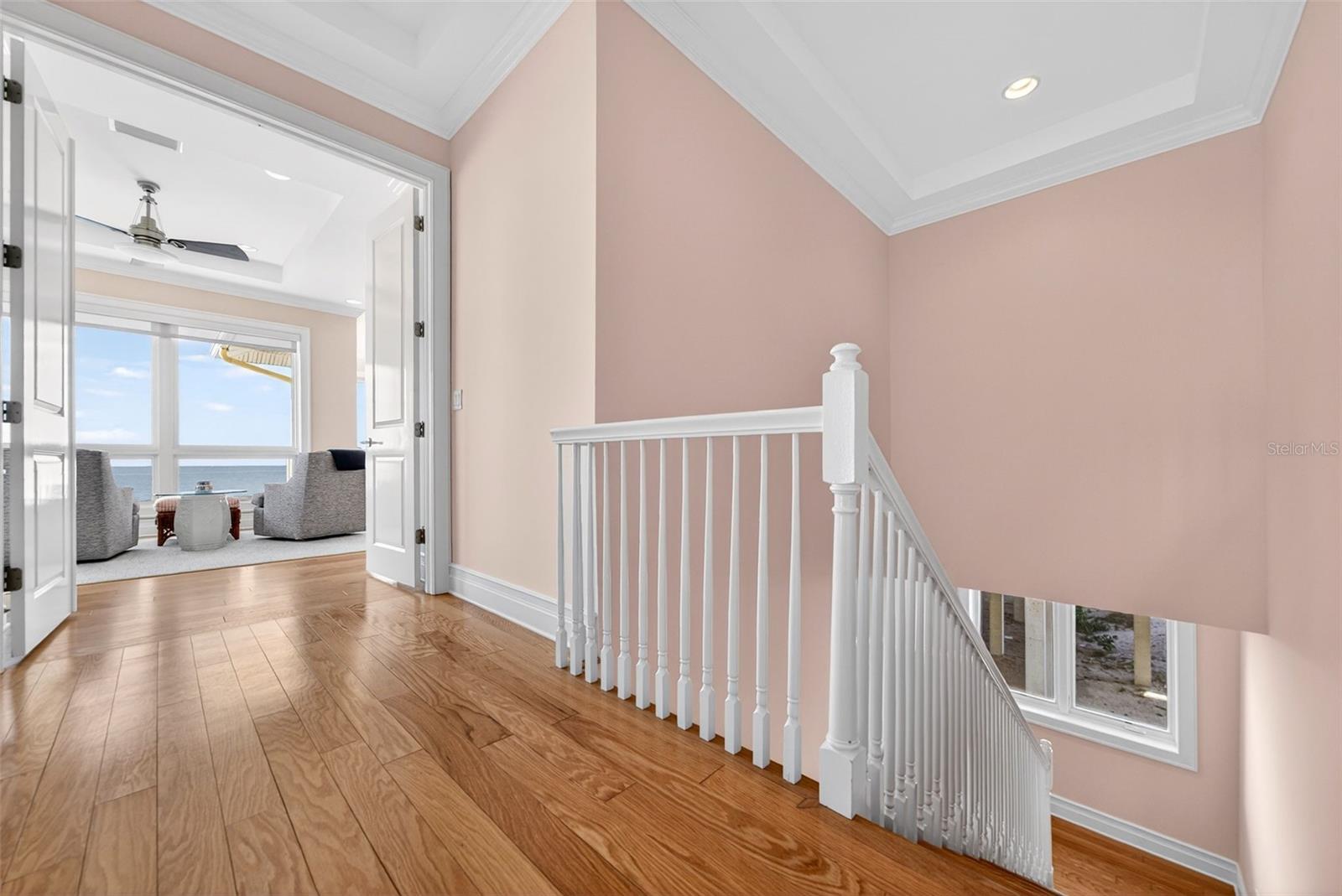 Image 35 of 90 For 7152 Point Of Rocks Circle