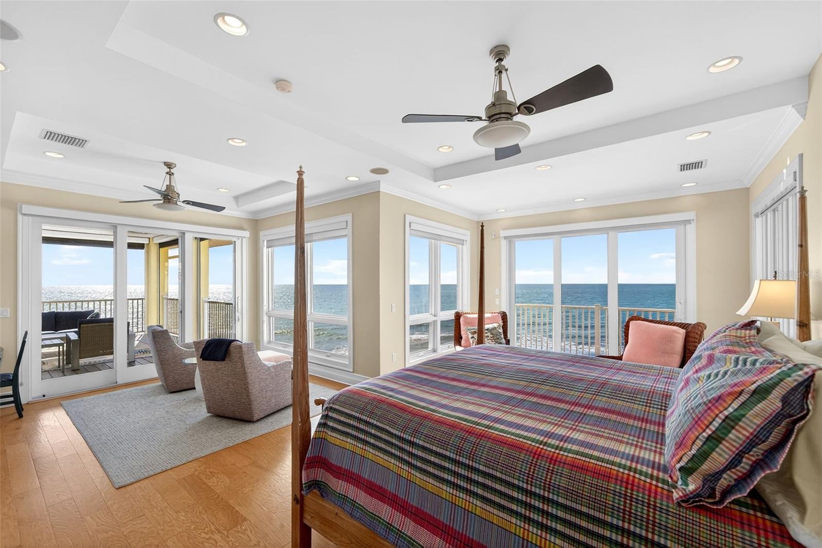 Image 39 of 90 For 7152 Point Of Rocks Circle