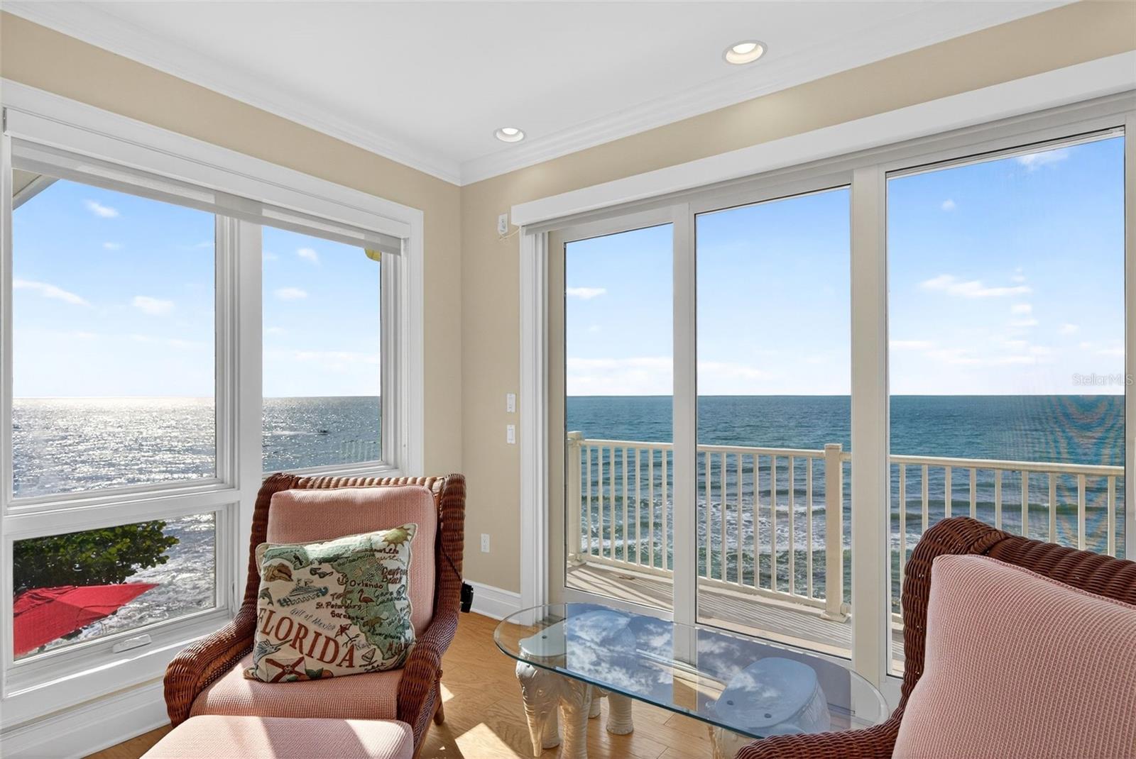 Image 41 of 90 For 7152 Point Of Rocks Circle