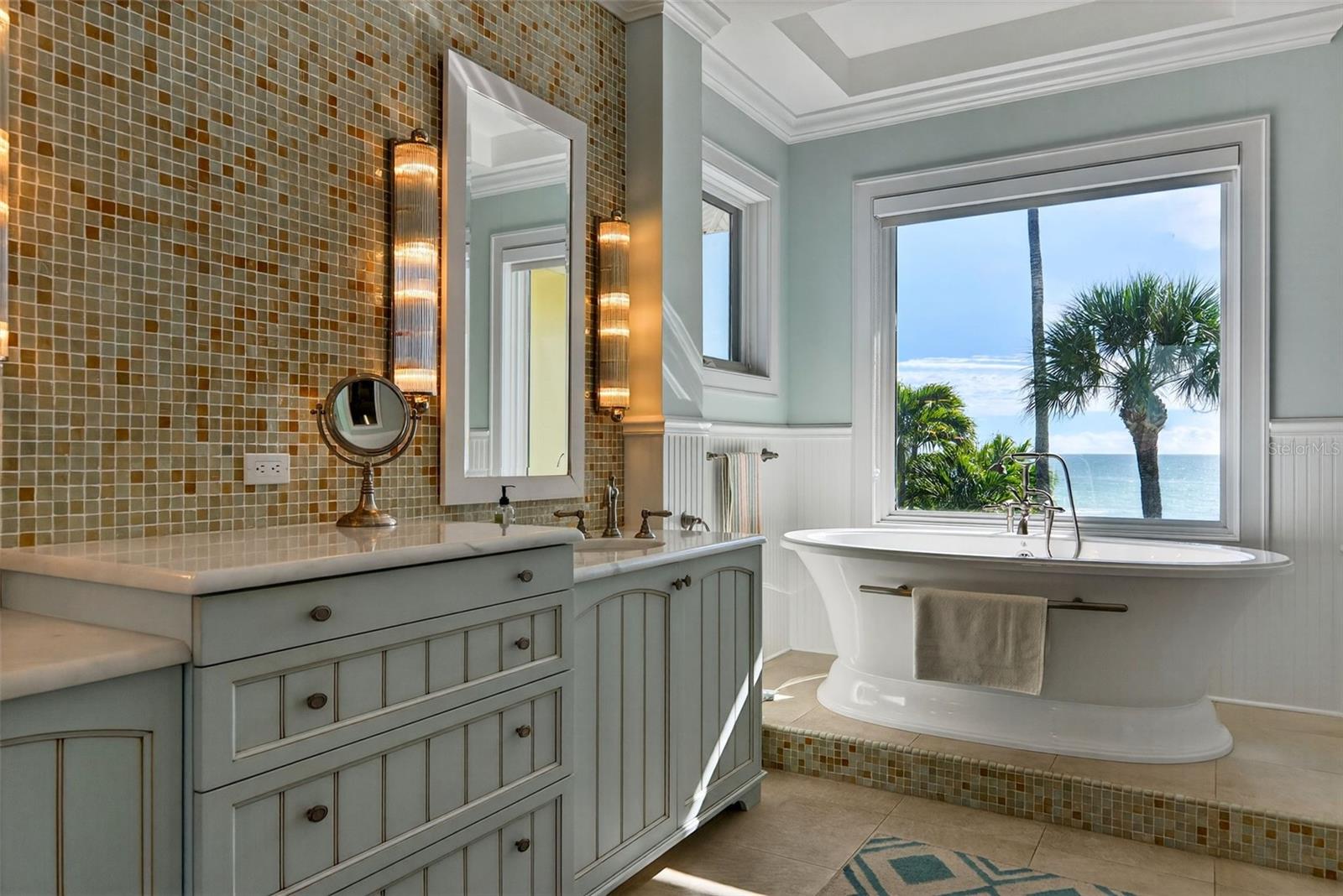 Image 44 of 90 For 7152 Point Of Rocks Circle