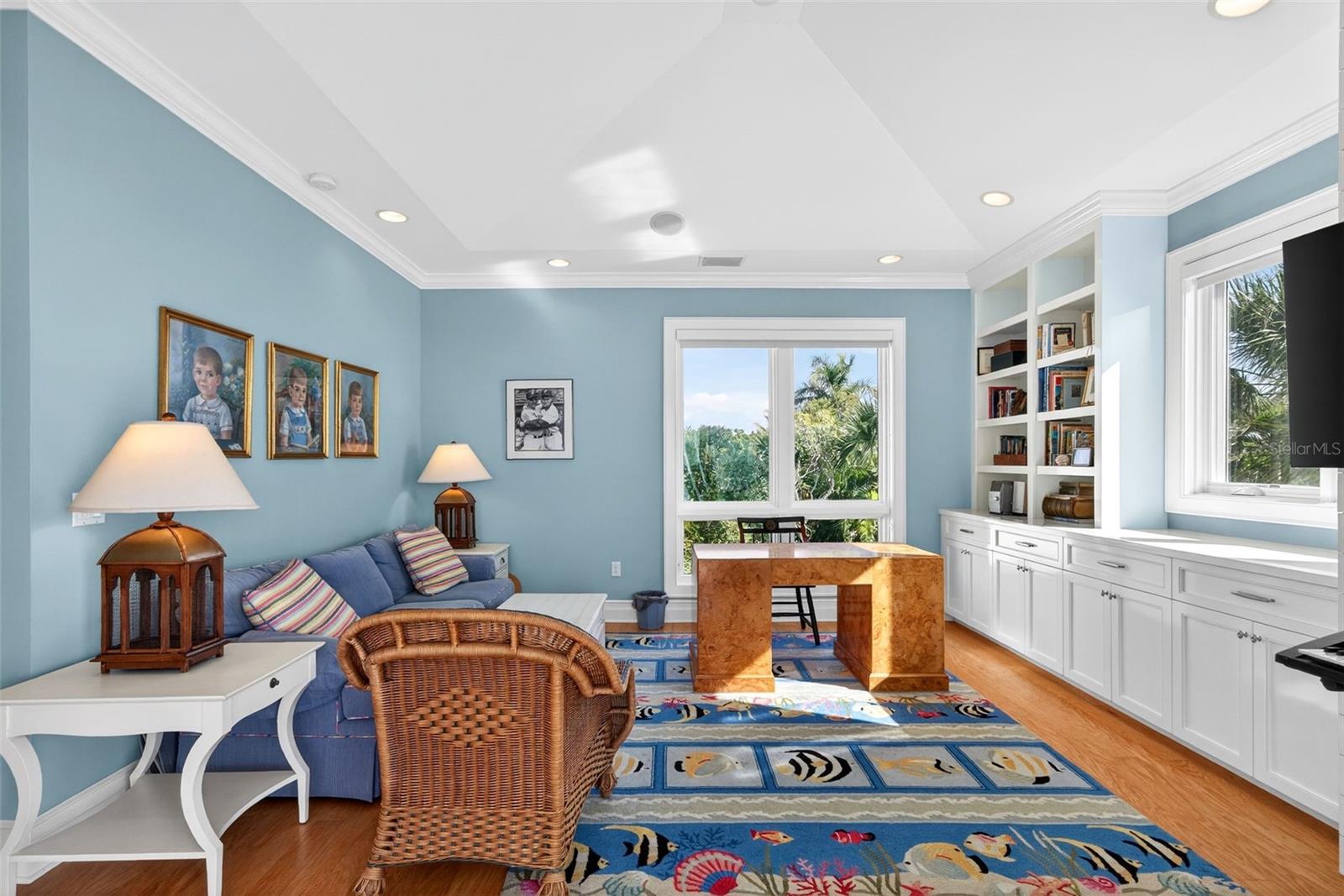 Image 49 of 90 For 7152 Point Of Rocks Circle