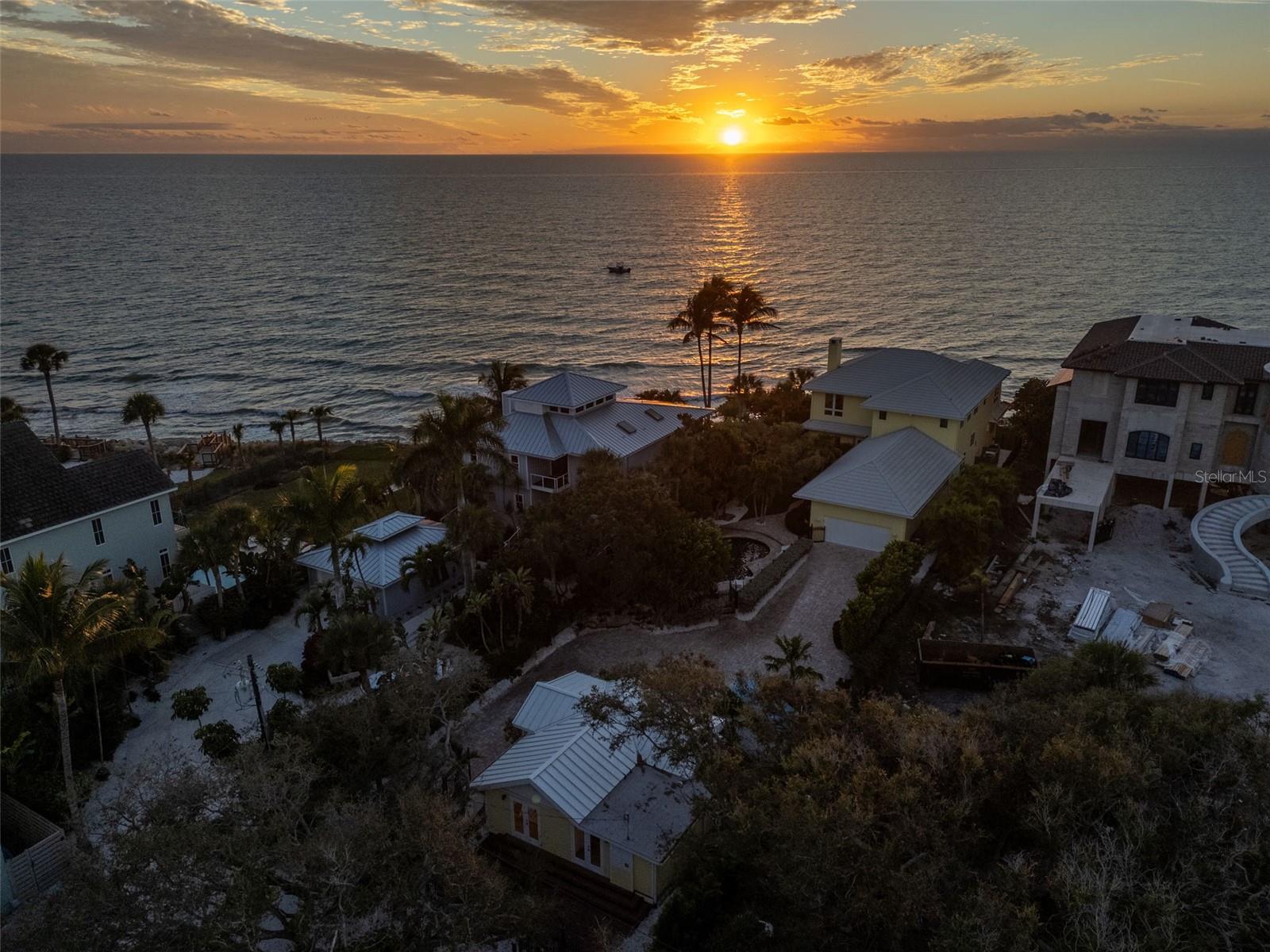 Image 73 of 90 For 7152 Point Of Rocks Circle