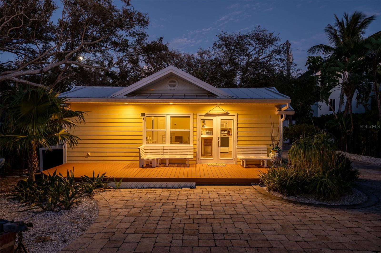 Image 79 of 90 For 7152 Point Of Rocks Circle