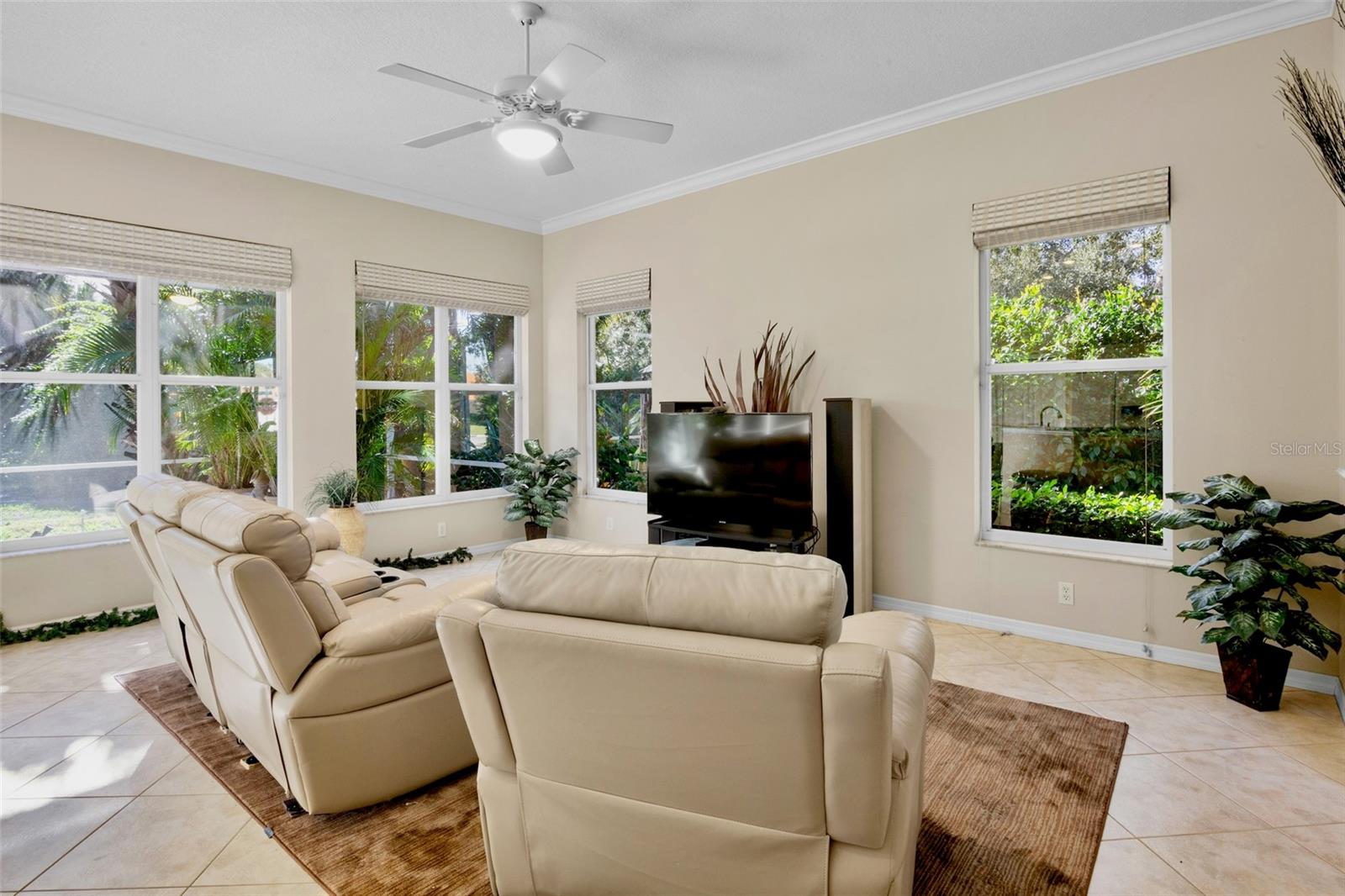 Image 10 of 42 For 5014 Hanging Moss Lane