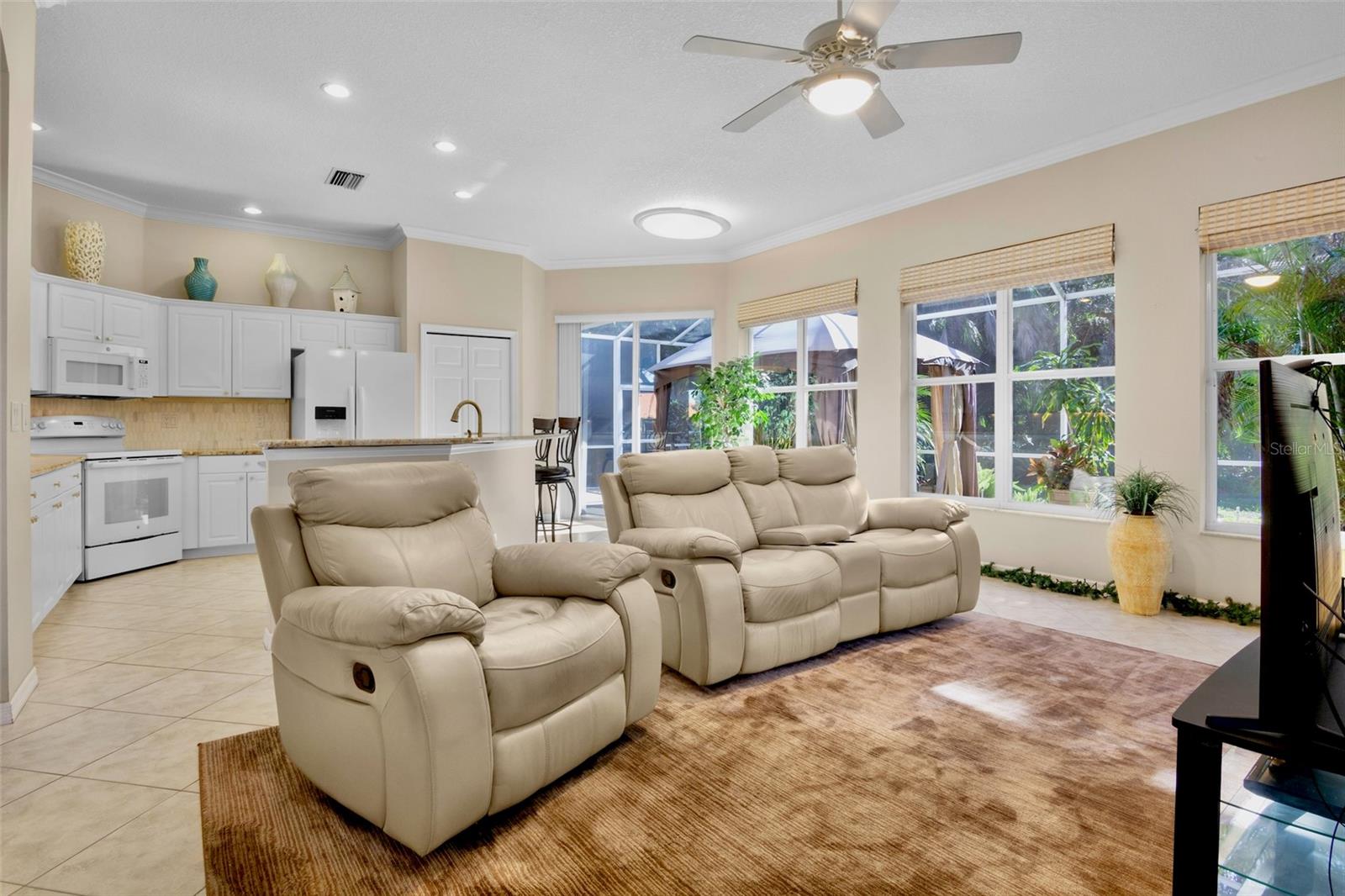 Image 11 of 42 For 5014 Hanging Moss Lane