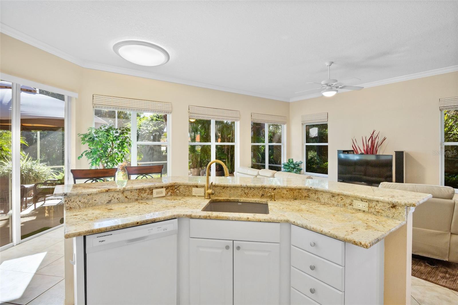 Image 13 of 42 For 5014 Hanging Moss Lane