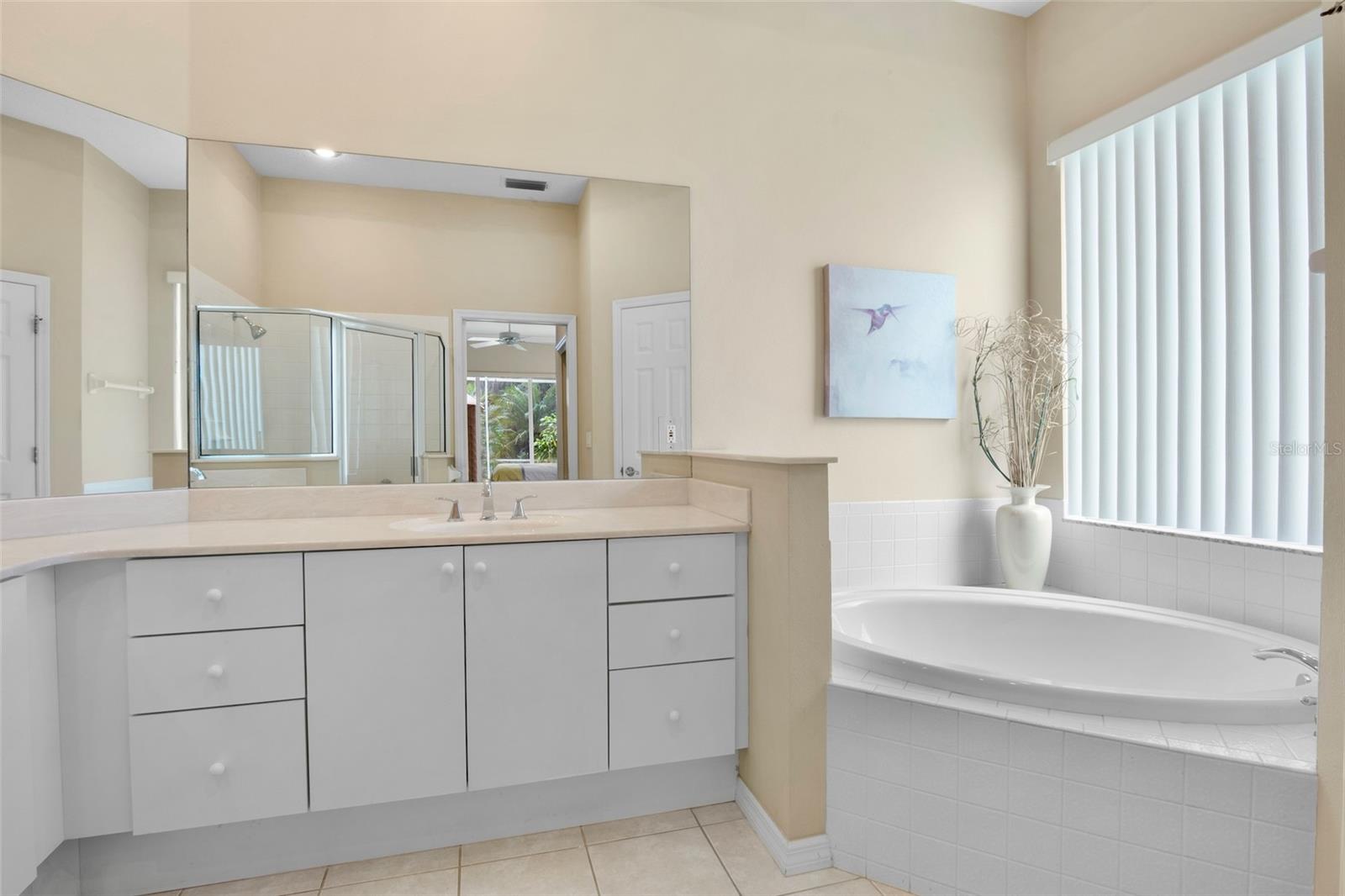 Image 24 of 42 For 5014 Hanging Moss Lane