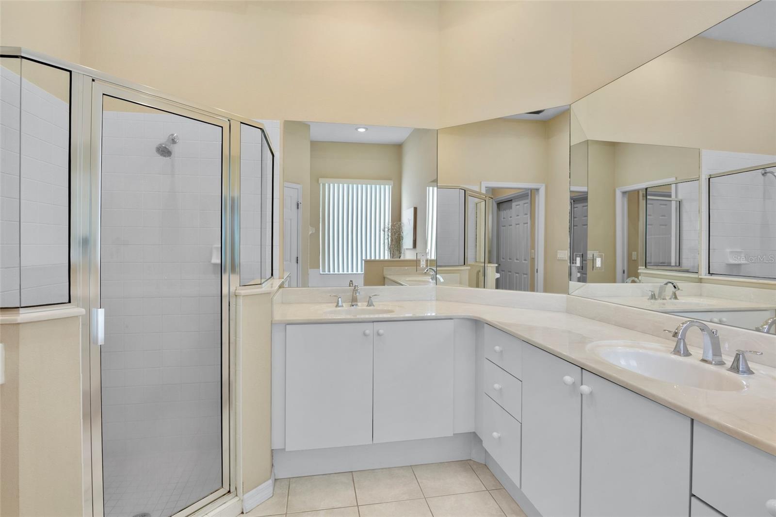 Image 25 of 42 For 5014 Hanging Moss Lane