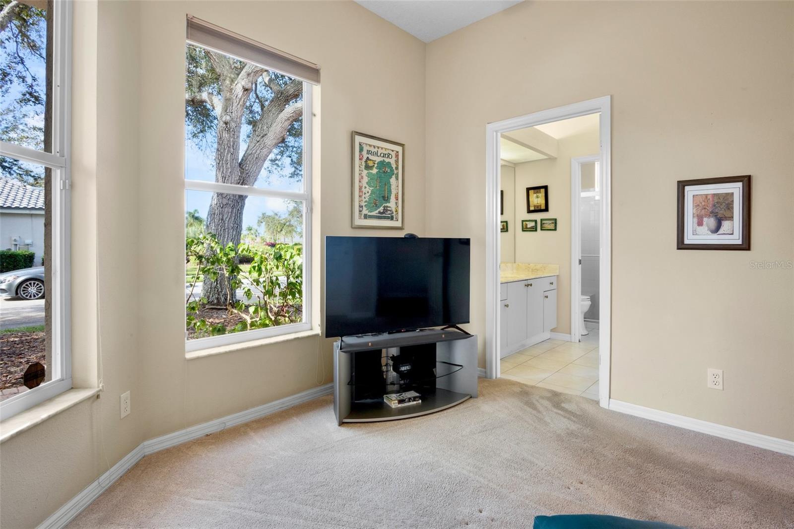 Image 31 of 42 For 5014 Hanging Moss Lane