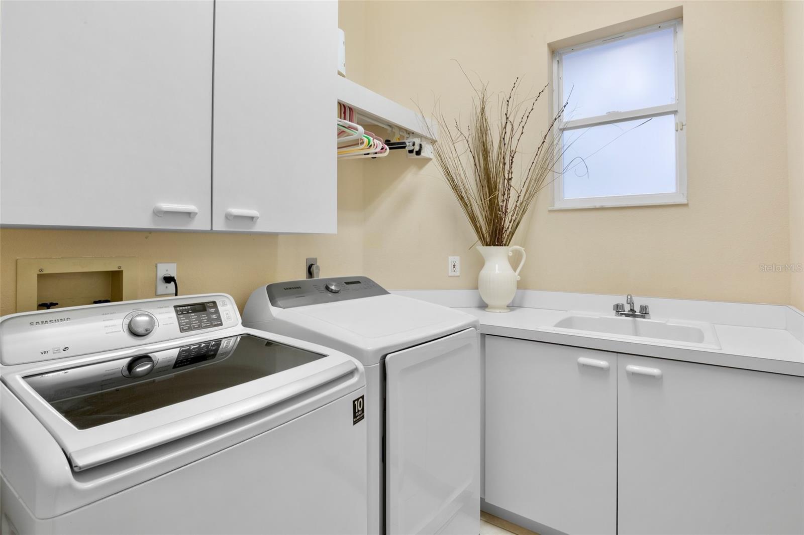 Image 33 of 42 For 5014 Hanging Moss Lane