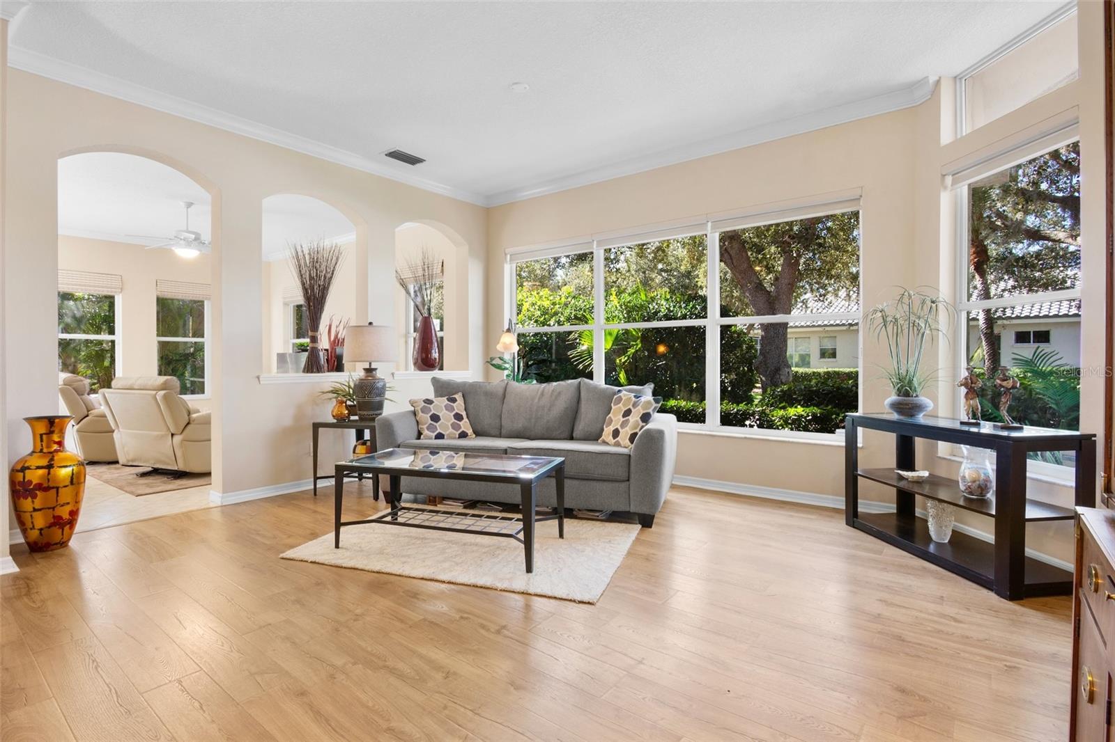 Image 5 of 42 For 5014 Hanging Moss Lane