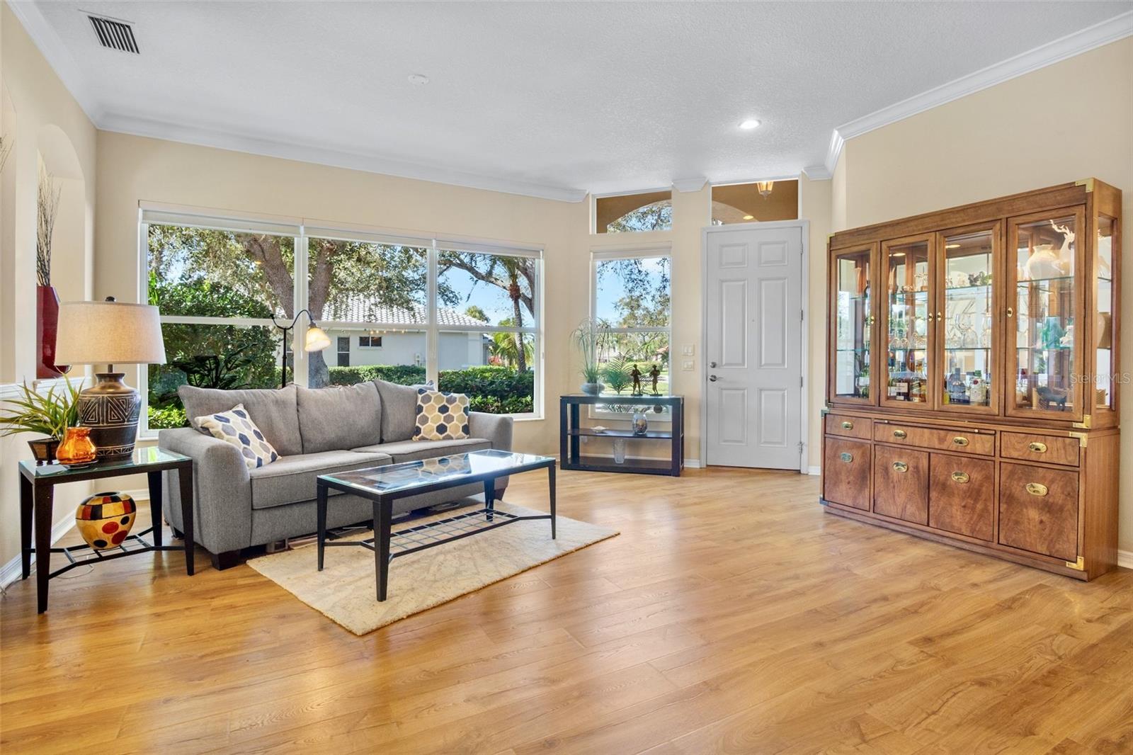 Image 6 of 42 For 5014 Hanging Moss Lane