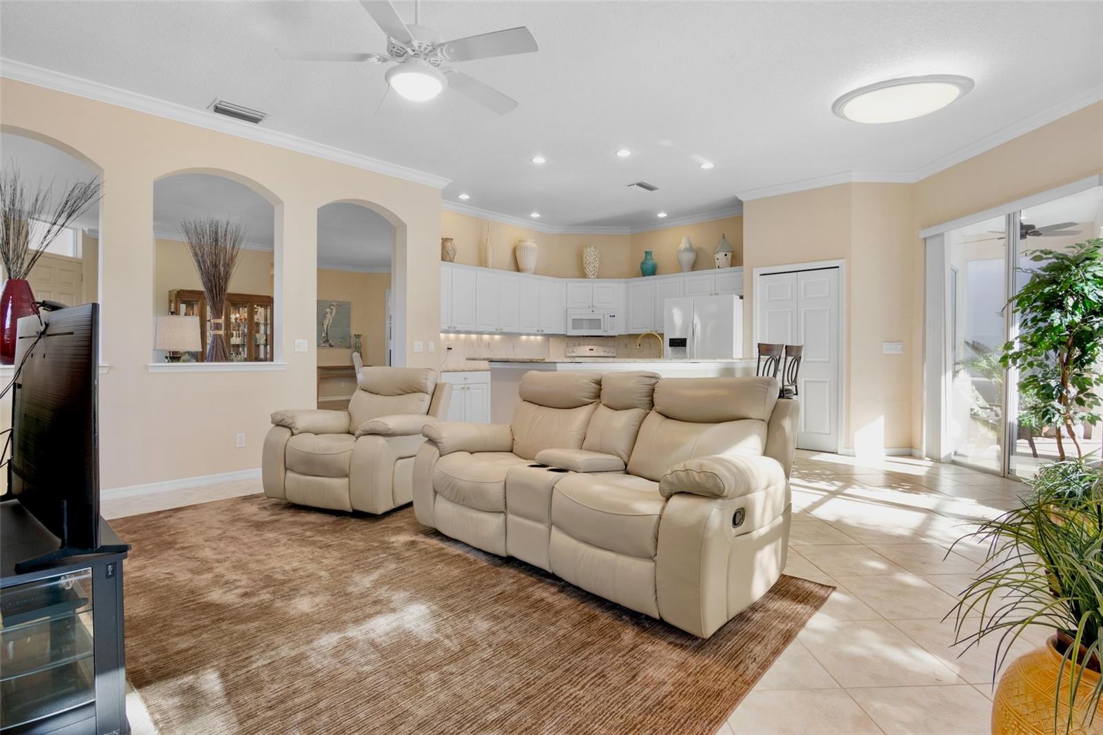 Image 9 of 42 For 5014 Hanging Moss Lane