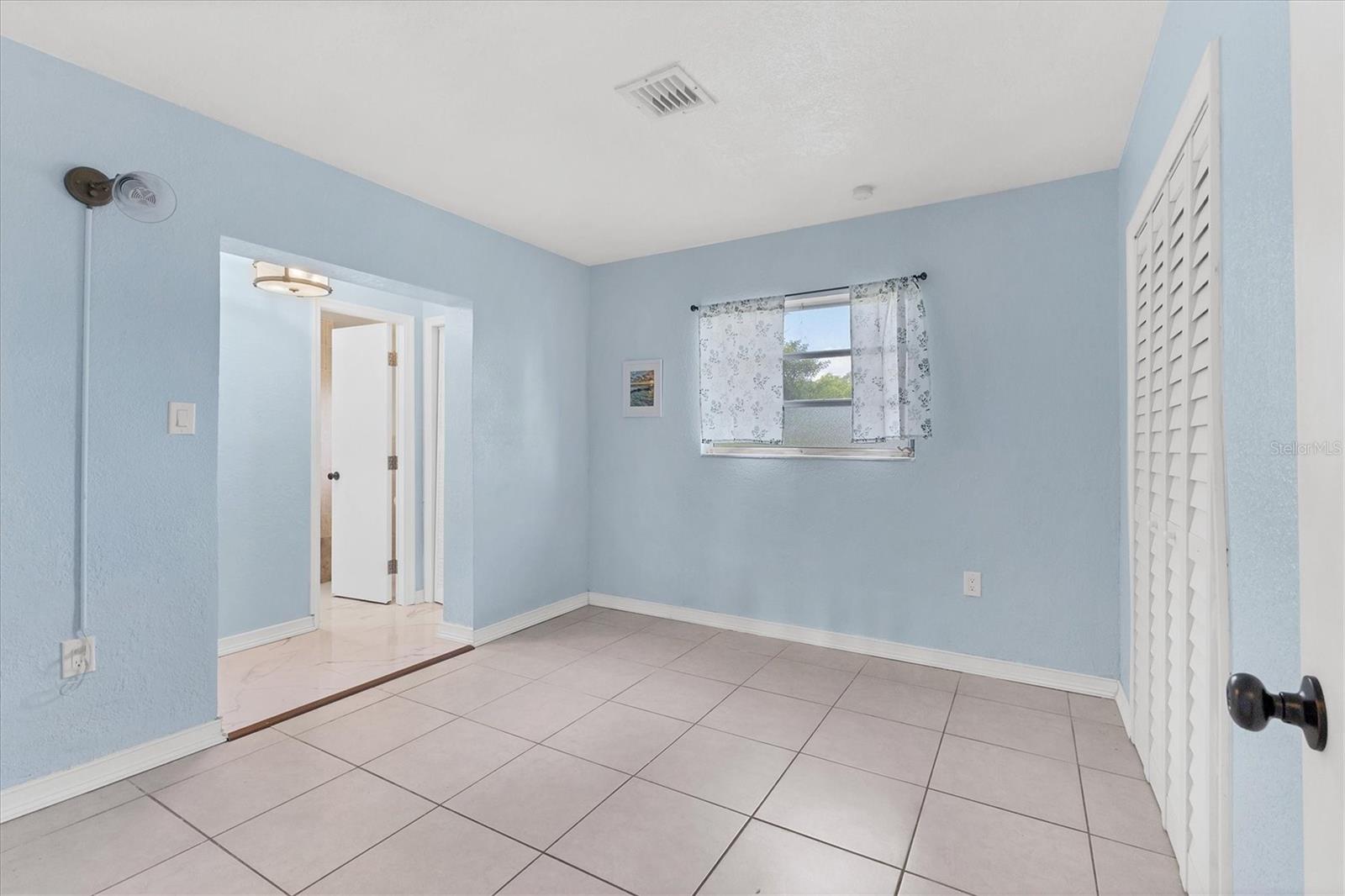 Image 18 of 26 For 156 Myakka Drive