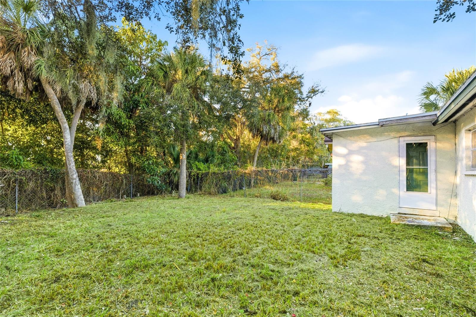 Image 19 of 20 For 2175 Leon Avenue