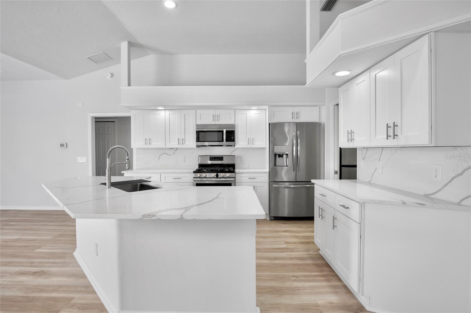 Image 11 of 49 For 4845 Hanging Moss Lane