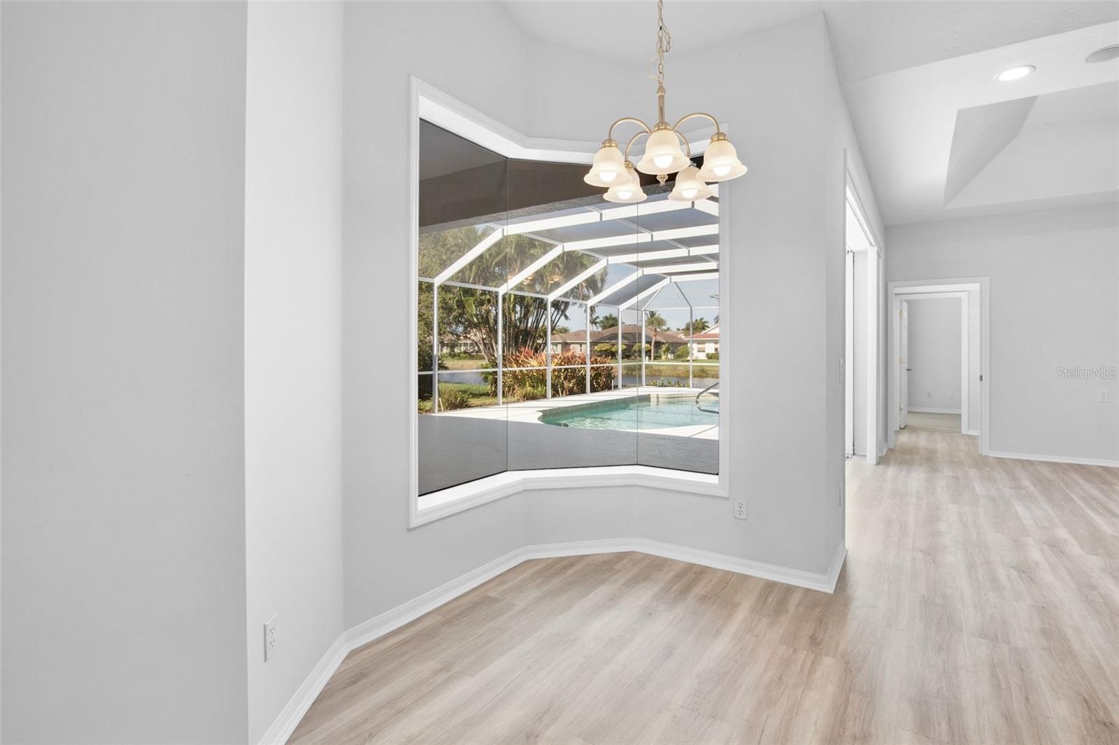 Image 14 of 49 For 4845 Hanging Moss Lane