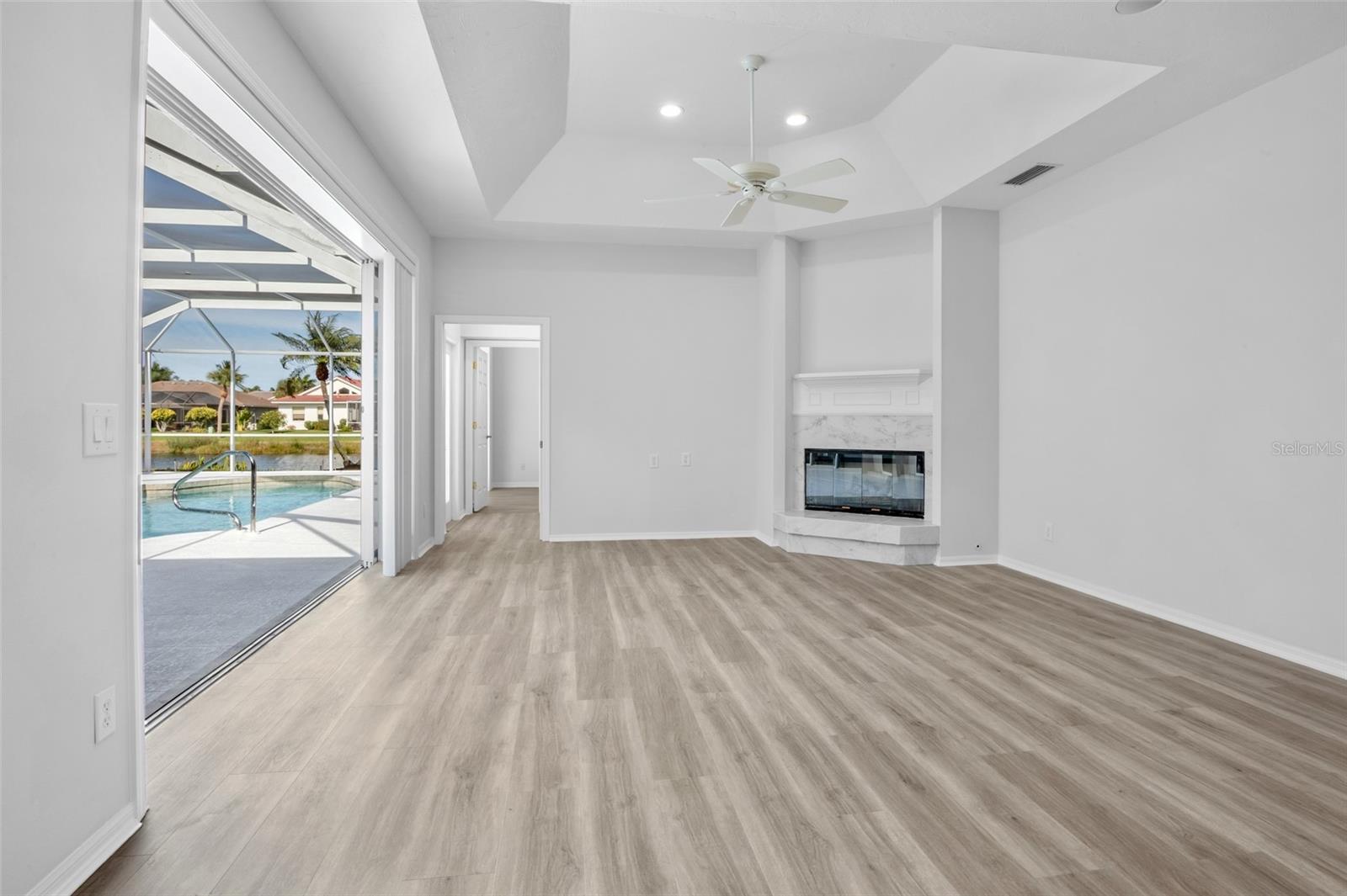 Image 15 of 49 For 4845 Hanging Moss Lane