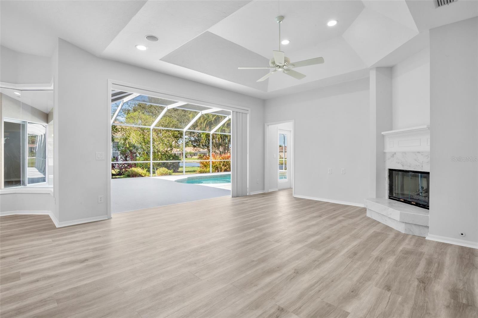 Image 16 of 49 For 4845 Hanging Moss Lane