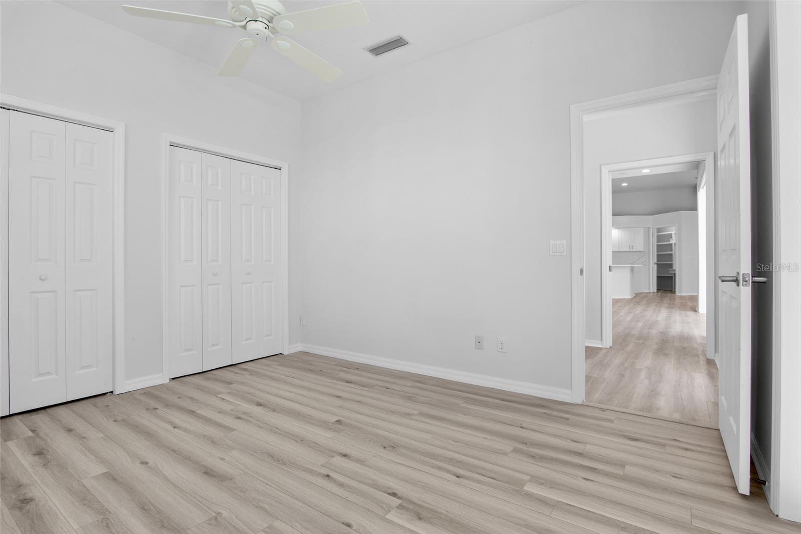 Image 30 of 49 For 4845 Hanging Moss Lane