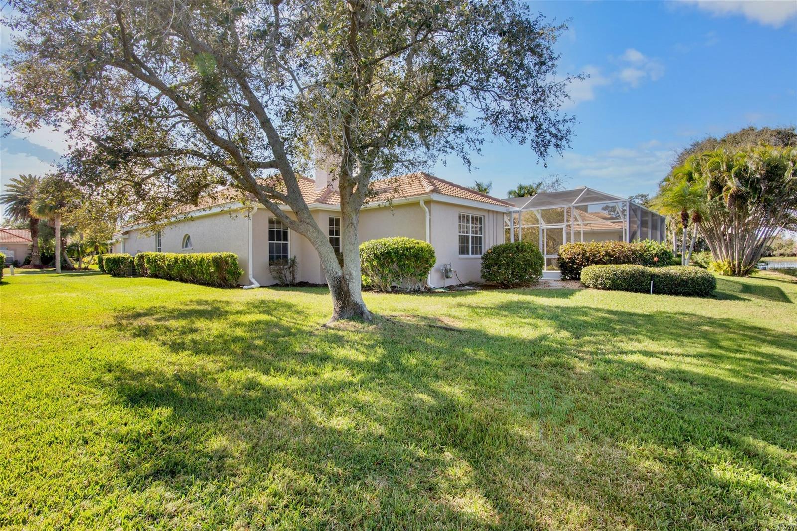 Image 40 of 49 For 4845 Hanging Moss Lane