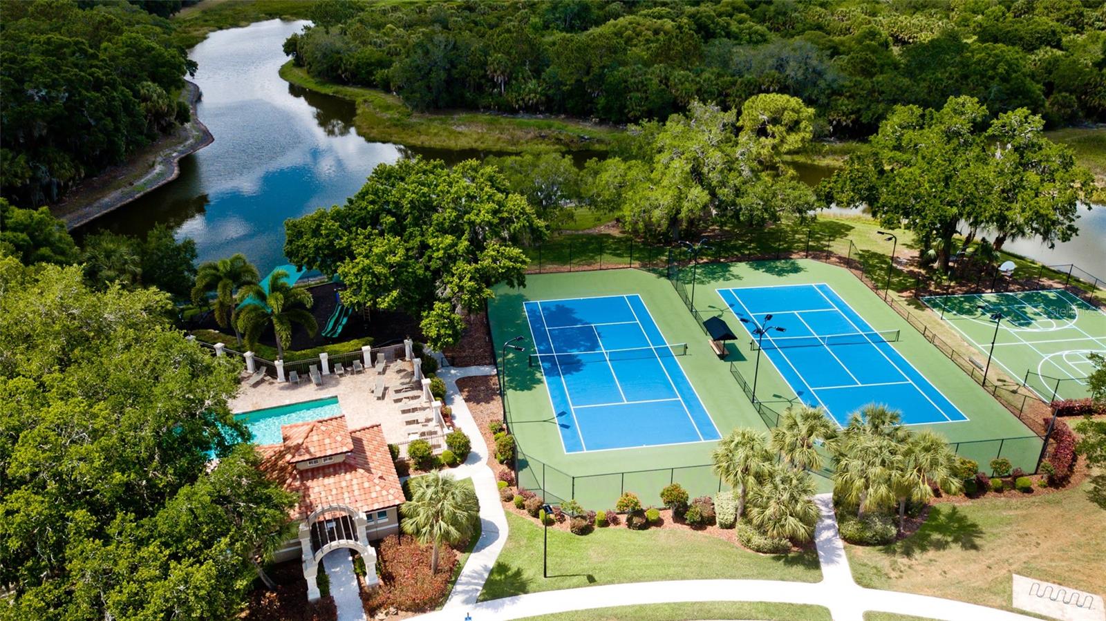 Image 43 of 49 For 4845 Hanging Moss Lane