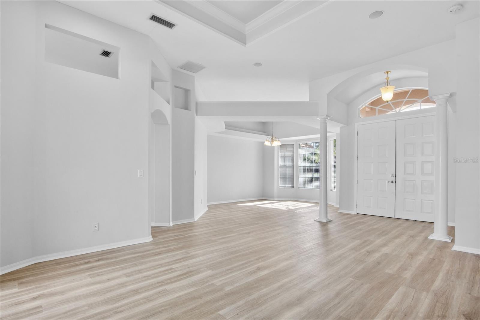 Image 6 of 49 For 4845 Hanging Moss Lane