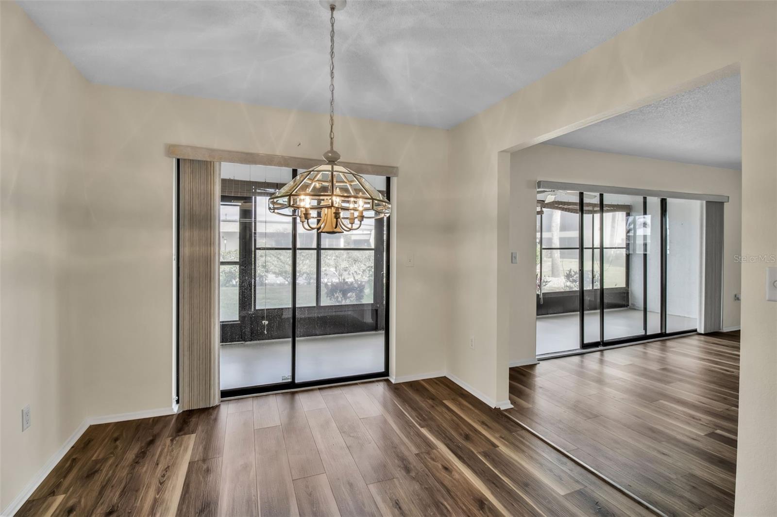 Image 10 of 95 For 1728 Lakeside Drive 1720-b