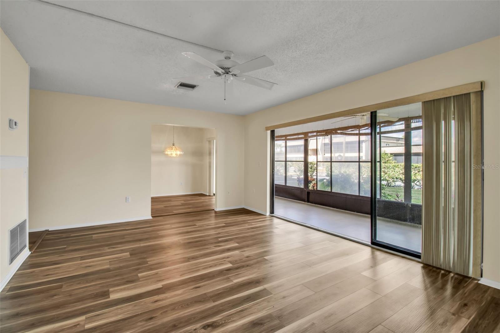 Image 18 of 95 For 1728 Lakeside Drive 1720-b