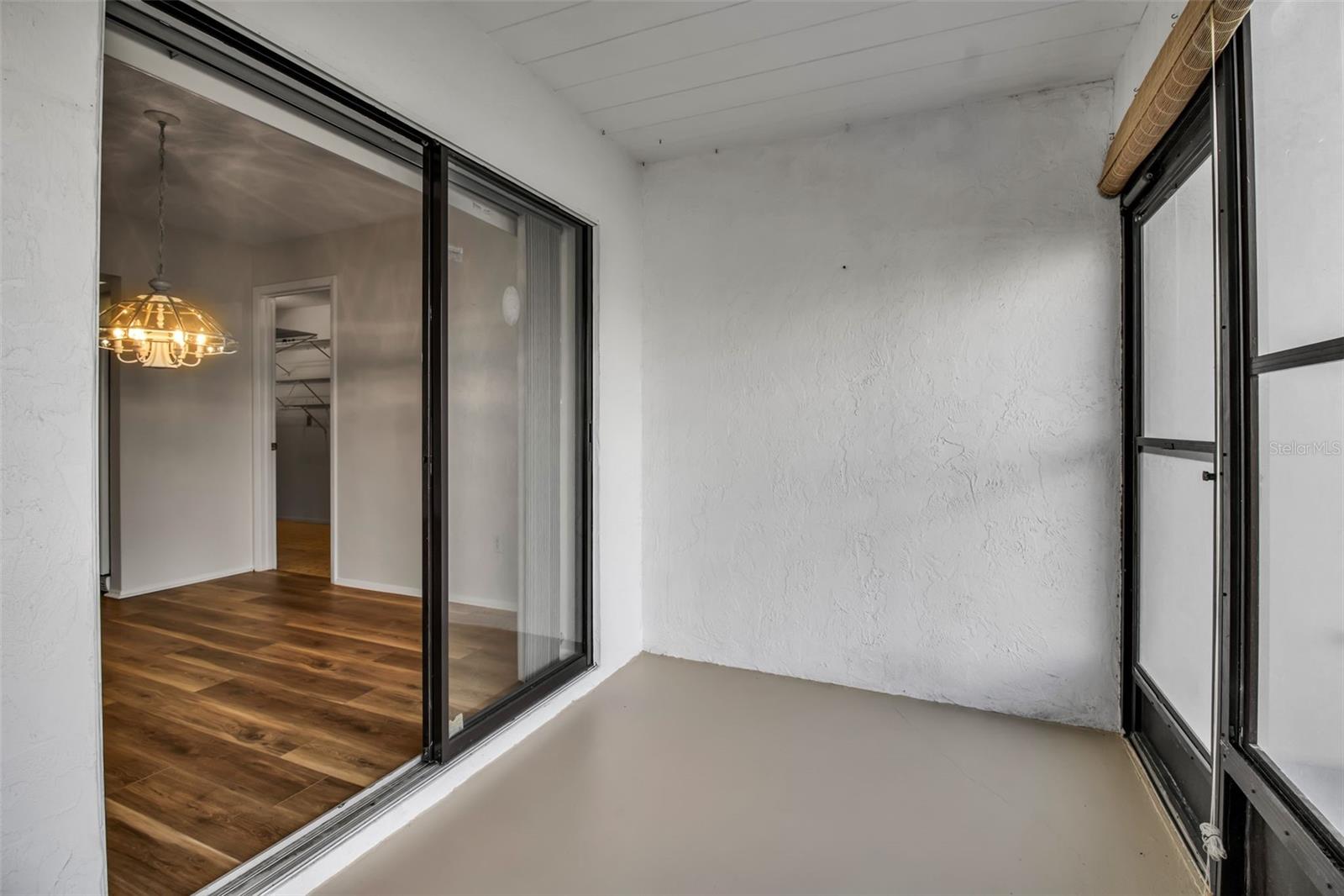 Image 40 of 95 For 1728 Lakeside Drive 1720-b