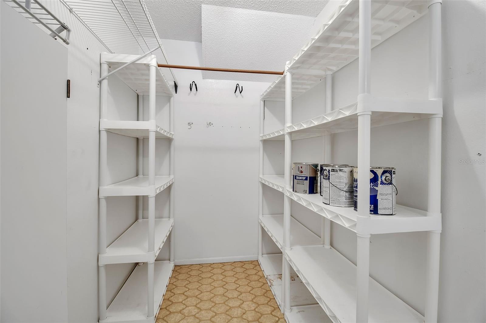 Image 45 of 95 For 1728 Lakeside Drive 1720-b