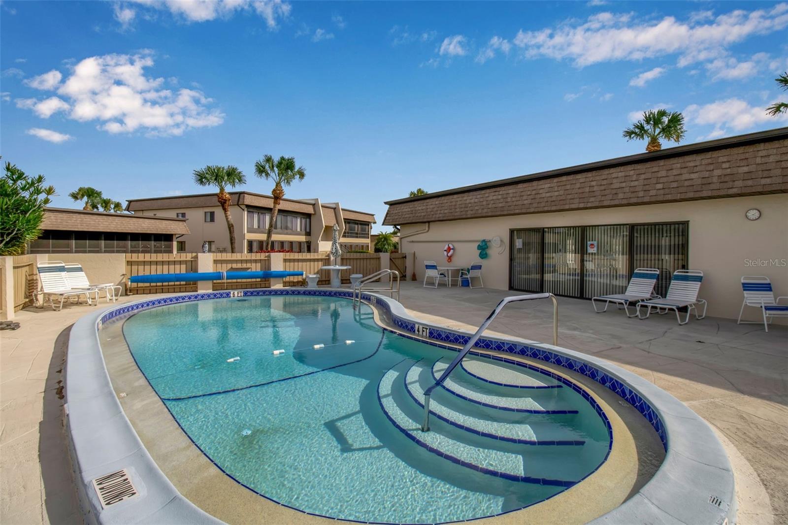 Image 52 of 95 For 1728 Lakeside Drive 1720-b