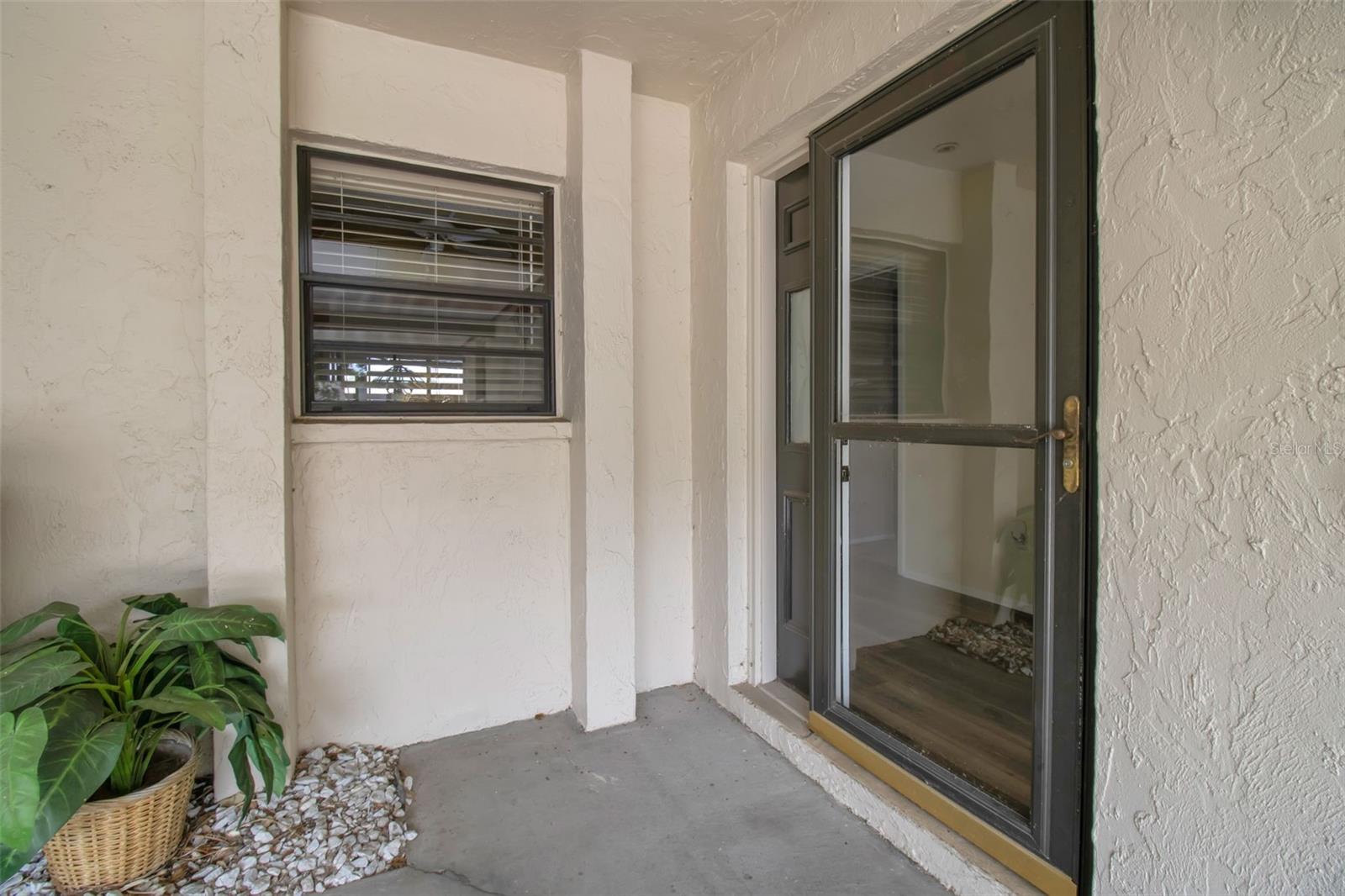 Image 6 of 95 For 1728 Lakeside Drive 1720-b