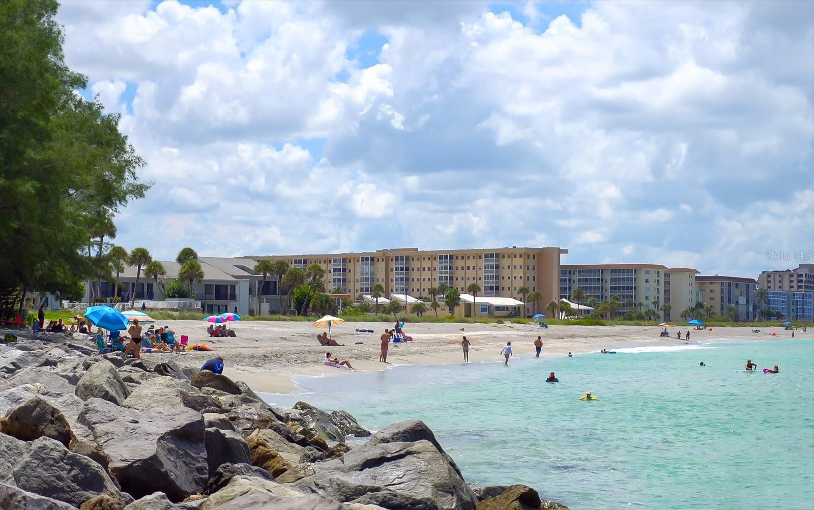 Image 79 of 95 For 1728 Lakeside Drive 1720-b