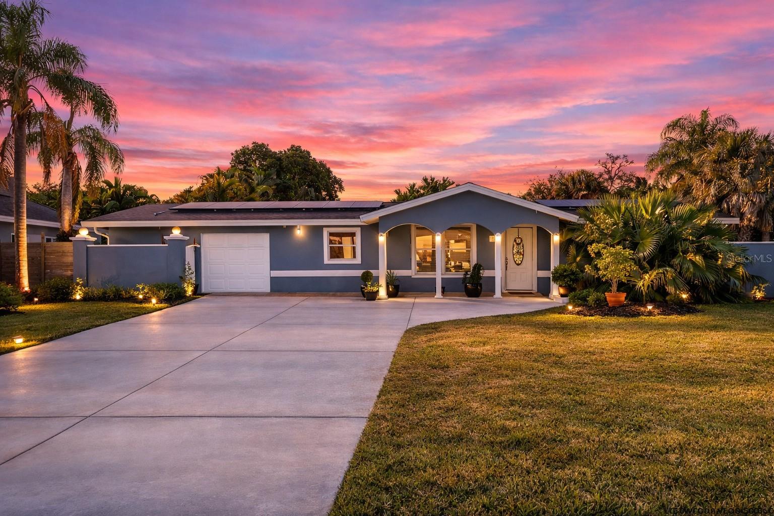 Details for 2332 Pinehurst Street, SARASOTA, FL 34231