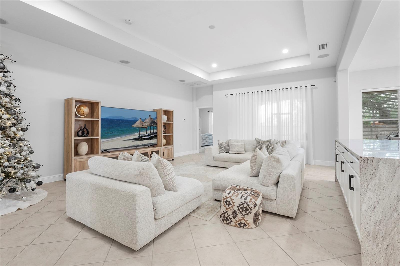 Image 3 of 84 For 3628 Summerwind Circle