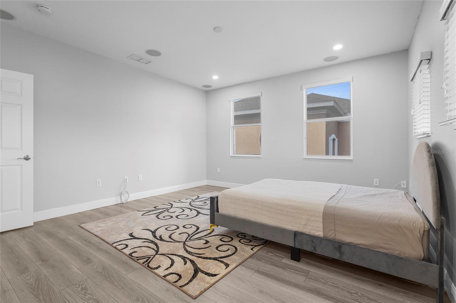 Image 32 of 84 For 3628 Summerwind Circle